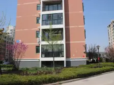 毛坯房,地上三层,地下一层,小区安静,环境优美