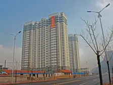 兴隆县城,兴伊家园,两居好房出售。