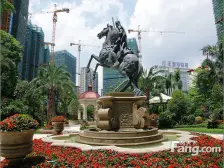 东城万达57平37万楼下万达广场地铁