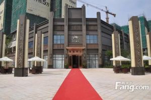 l寮步香市路旁大四房诚意出售与山姆会员店大润发