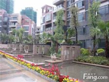 地铁口精装3房,拎包入住保养好