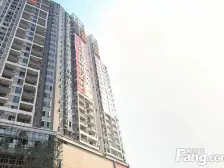 此房满五年没有欠款,交易费用少。采光好