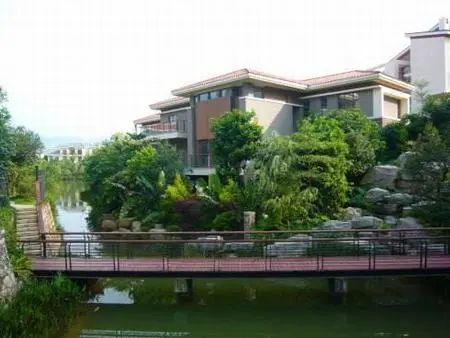 成都离婚夫妻经适房过户怎么补缴土地出让金?哪补缴
