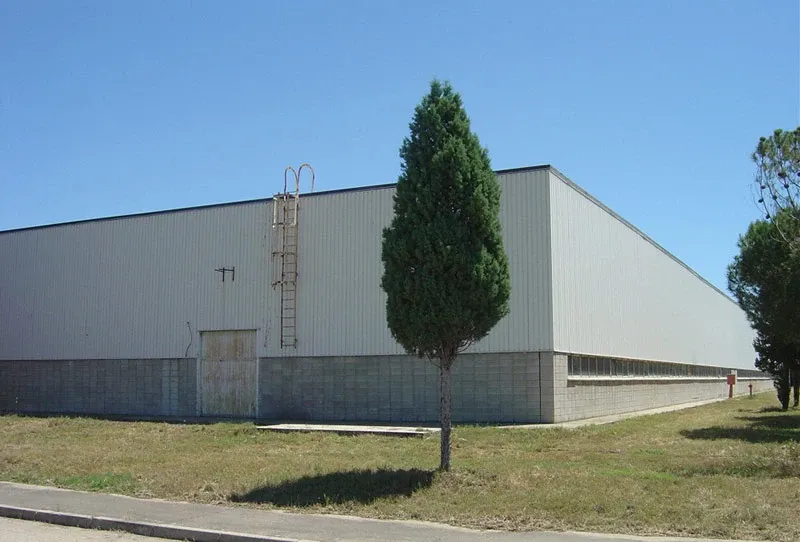 埃纳雷斯厂房 厂房外观