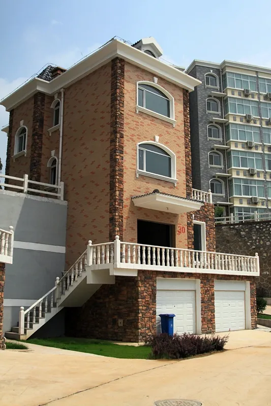 凤凰山庄别墅周边配套咋样?有网友知道吗?