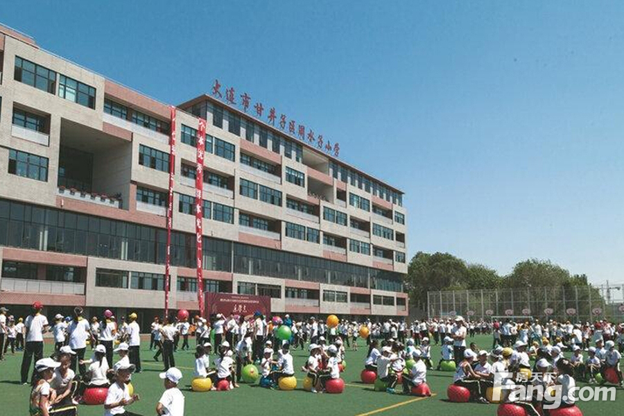 大连西南路小学图片