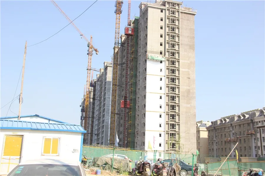 恒信伯爵公馆高层起价4200元㎡优惠300元㎡