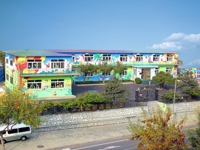 新月幼儿园甘井子-机场新区幼儿园/私立双语小班教学电话:0411