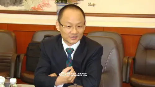 济南媒体记者共同采访中海地产总建筑师罗亮先生