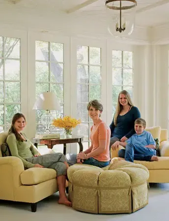 心灵鸡汤 秀美国五口之家的幸福家居生活(组图)