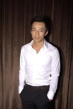 俏江南集团少东家的汪小菲:  俏江南餐饮治理集团的董事长张兰正在