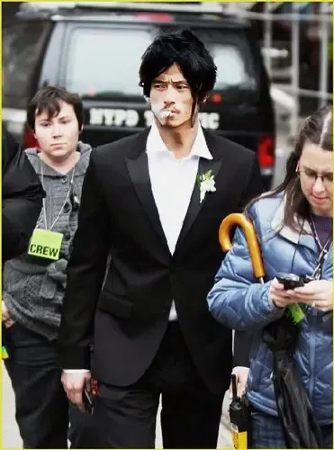 犀利哥时装秀一场3万风采不再粉丝大呼失望