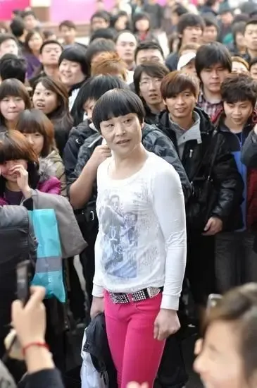 男女一个样贤淑哥伪娘妖娆哥私房照贡献男女平等组图