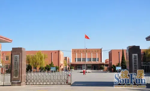 齐龙世纪花园二期别墅热销86折优惠继续