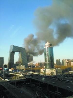 北京大裤衩火灾图片