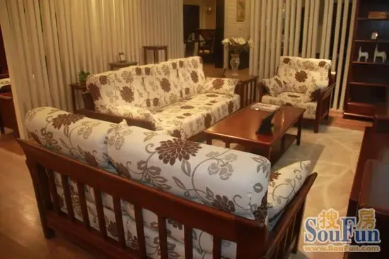 [逛店]华鹤家具诠释美之精髓 帮您实现对家的梦想