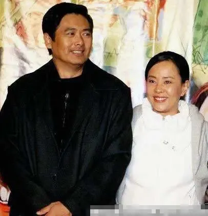 发哥和发嫂查看更多图片发哥和发嫂查看更多图片卢克·沃洛和他老婆