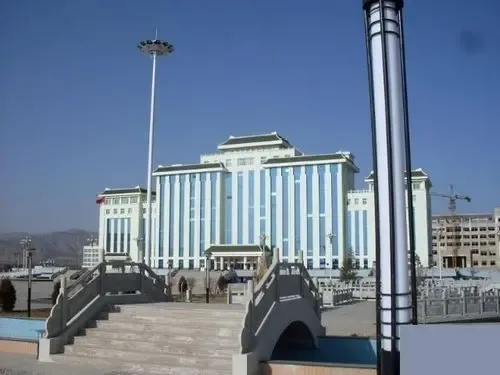 甘肃省定西地区临洮县政府大楼中国男人十大压力城市 压力大到你想哭