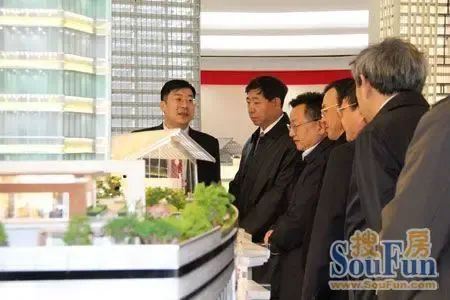 中铁建设集团董事长孟凤朝率队莅临勒泰中心