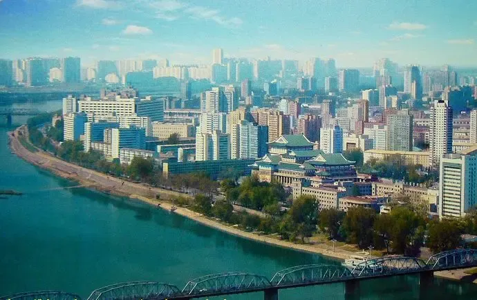 朝鲜城市真实面貌 实拍"摩登"平壤的高楼大厦