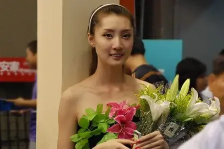 房天下事重庆选美惹争议盘点房产界中的重庆美女