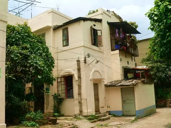 不一样的建筑群 广州的日本别墅群