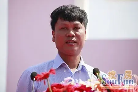 琼海市市委书记符宣朝先生