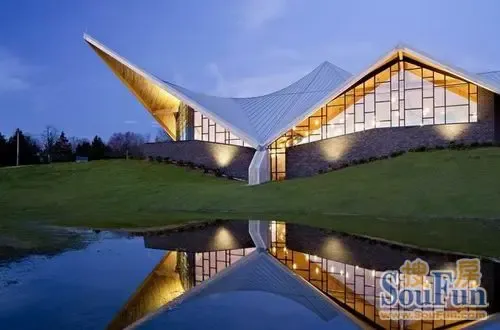 艾洛依休斯教堂 双曲线抛物面屋顶的完美设计-家居快讯-北京房天下