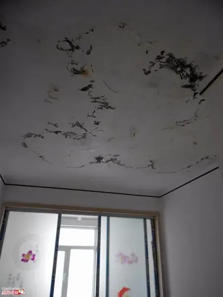本打算给儿子结婚用,没成想楼上住户的地暖出现质量问题发生漏水,将