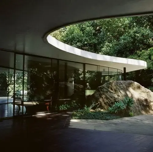 实拍建筑大师尼迈耶的住宅感受曲线感乌托邦