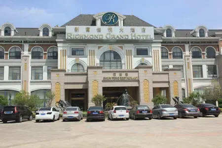 这是项目西侧约100米的  潍坊新富佳悦大酒店 ,高速仁和盛庭的室内