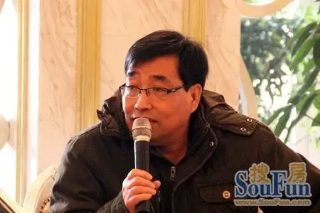 诗人韩文戈先生