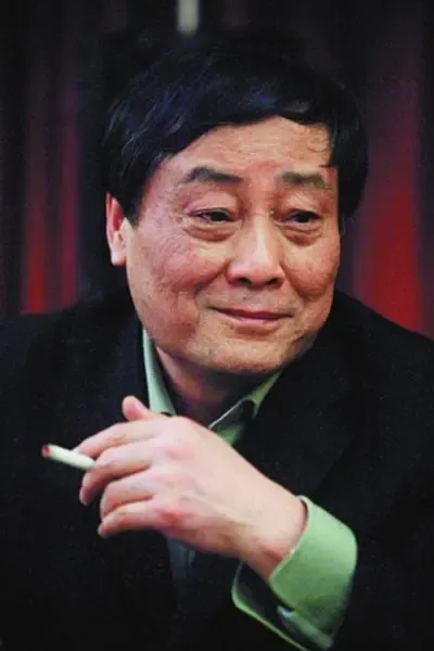 娃哈哈老总宗庆后我没搞房地产我只是在赚钱