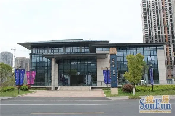 滨江东路15号4008132766 转 634526在售住宅屯溪区loft待定天都首郡rc