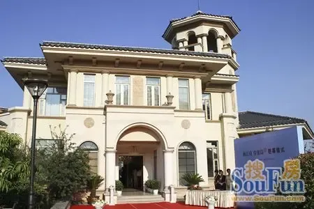 房天下在现场社区足球联赛继续开战梅江南零号岛启幕