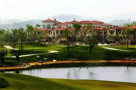 乐湾国际高层交2万抵3万,别墅交10万抵20万,火热认筹中,独栋别墅290