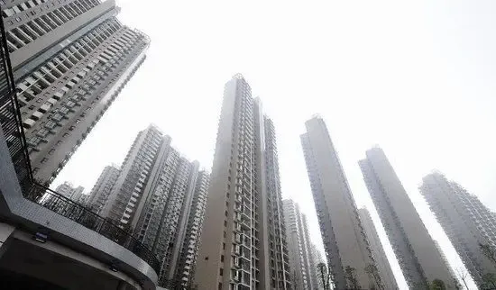 房地产告别狂飙时代 “泡沫论”成关键词