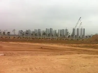 北京土地市场现现"西热东冷"