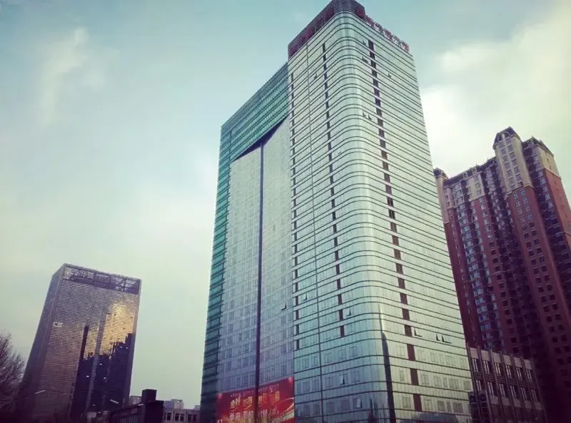 新华联广场和新华贸