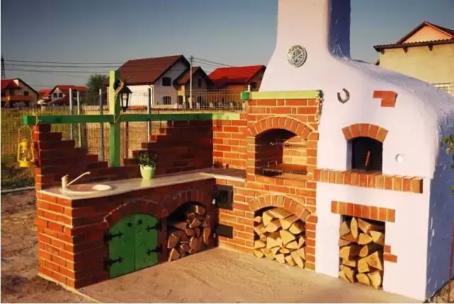 感受自然的户外厨房在阳光灿烂的日子里嗨起来