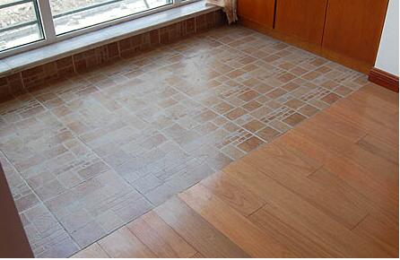 瓷砖和木地板的接缝怎么处理？瓷砖和木地板性能对比