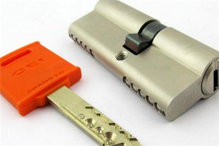 防盗锁芯哪个好？防盗锁芯安装步骤是什么？