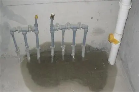 家里漏水了怎么办？家里漏水的原因是什么？