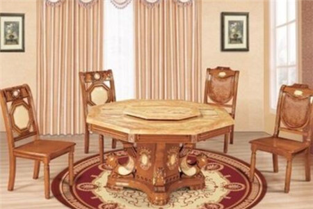 大理石餐桌和钢化玻璃餐桌哪个好？大理石餐桌选购的技巧是什么？