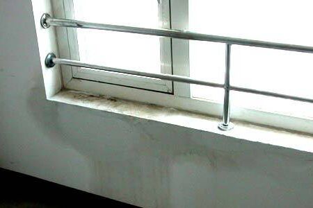 阳台窗户漏水怎么办？阳台窗户防水施工注意什么？