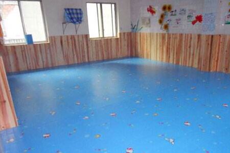 幼儿园塑胶地板有毒吗？幼儿园塑胶地板好不好？