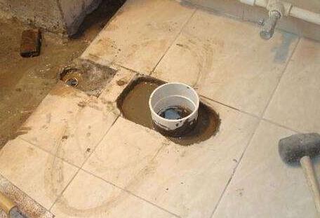 卫生间下水道尺寸？卫生间下水道漏水问题的解决？