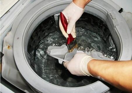 三洋滚筒洗衣机怎么清洗谁知道