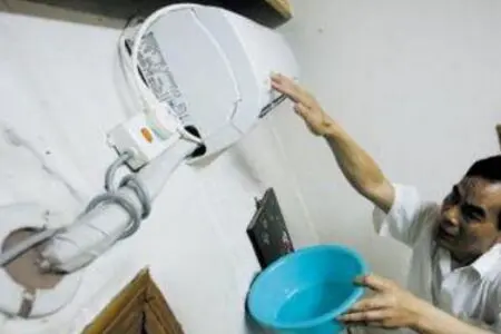 空调滴水的原因？空调室内机漏水怎么办？