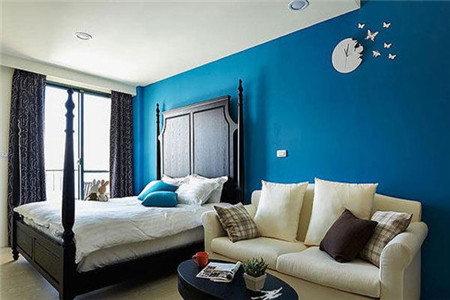 蓝色墙配什么颜色的窗帘？色彩搭配技巧有哪些？